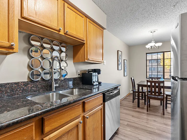 Granite Peaks Apartments — Photo 8