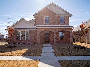 1830 Cross Oaks Dr, Lancaster, TX 75146