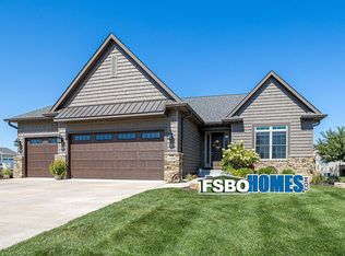 4658 Mason Run, Bettendorf, IA 52722