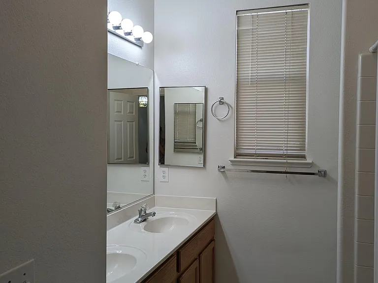 3316 Clearview Ct — Photo 8