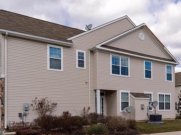 4th image of 101 Haddon Ct
