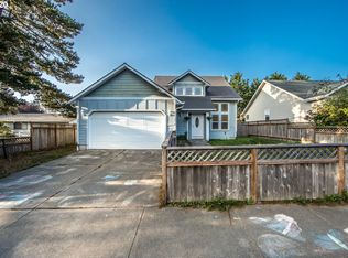 1330 Ransom Ave, Brookings, OR 97415