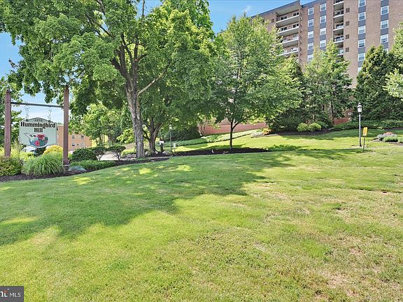 5th image of 1375 Pershing Blvd APT 104