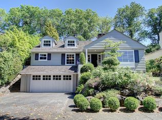 3331 E Saint Andrews Way, Seattle, WA 98112