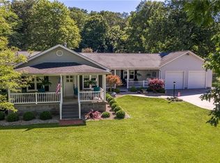 71 Quarry Hill Rd, Greenville, PA 16125