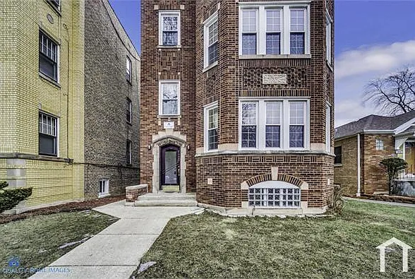 7925 S Trumbull Ave #1 — Photo 3