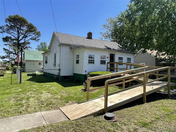 918 Main St, Keyesport, IL 62253