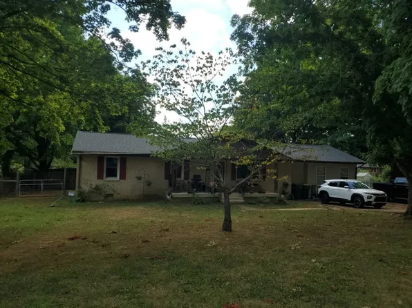 609 Woodcrest St, Lewisburg, TN 37091