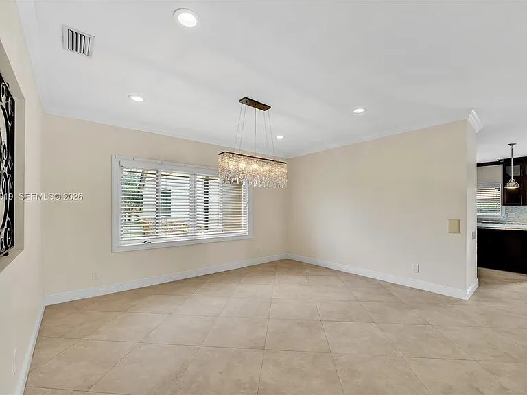 4920 SW 170th Ave #4920 — Photo 5