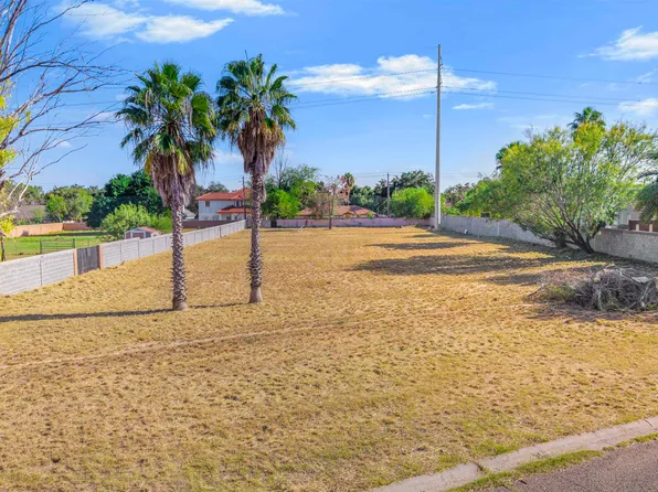 1213 Saint John Loop, Laredo, TX 78045
