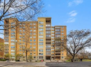 373 Laurier Ave E #405, Ottawa, ON K1N 8X6