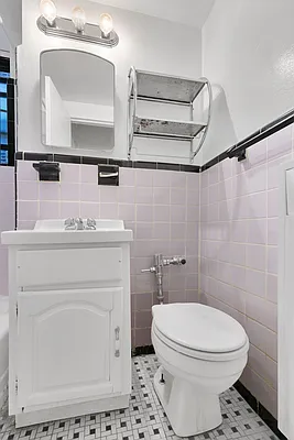 Rented by Cooper & Cooper Real Estate | media 16