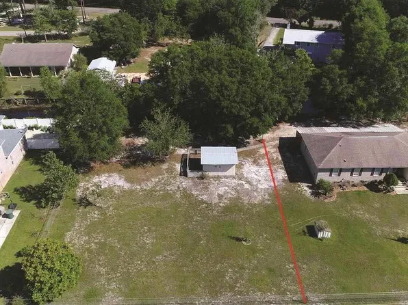 9426 Kainui Dr, Pensacola, FL 32526