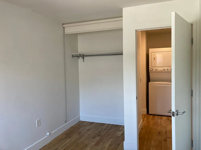 4435 Burns Ave #1 — Photo 25