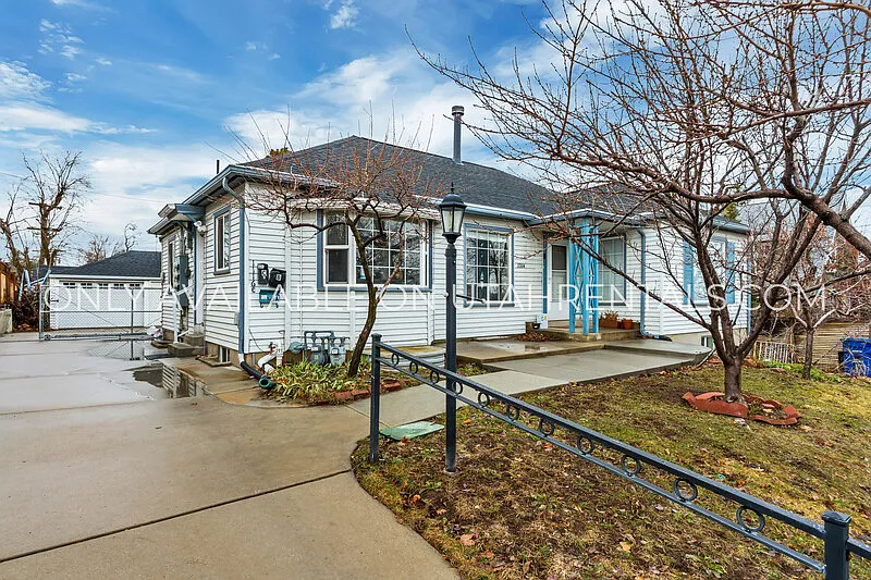 Building Photo - 1116 E 400 S #B