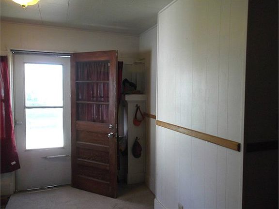 3rd image of 417 4th Ave N