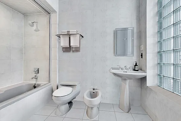 Rented by Compass | media 6