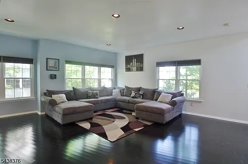 808 Dellwood Ln Photo 1