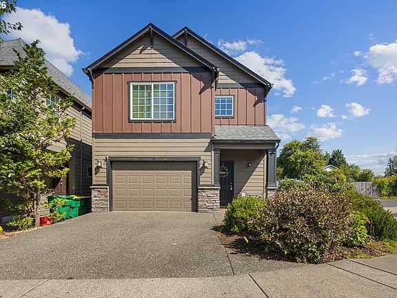 2nd image of 17925 SW Brisk Ln