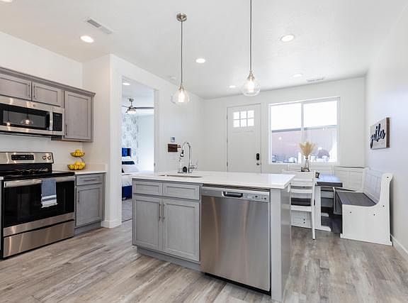 2nd image of 551 W Lake Cir #42