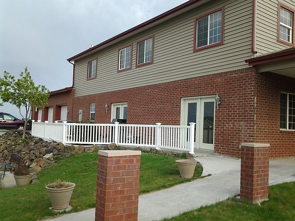 side patio/3 car garage