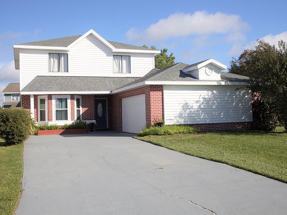 1st image of 113 Sandalwood Dr