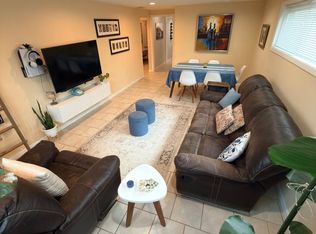 5061 W Eddy St, Chicago, IL 60641