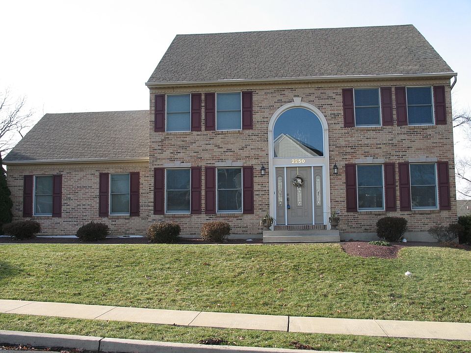 1st image of 2250 Hopkins Ln