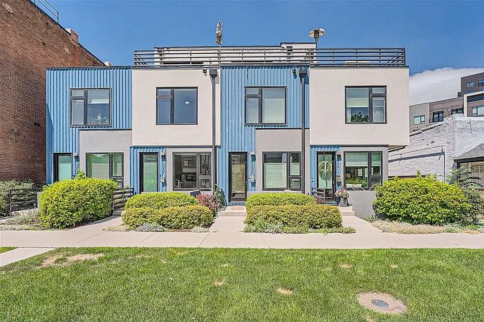 3807 N Franklin St — Photo 2