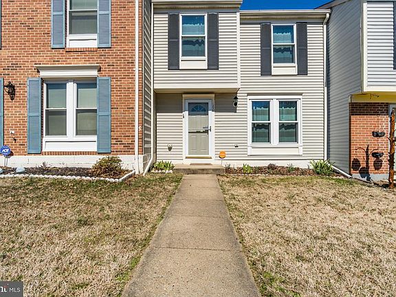 3rd image of 4680 Whitely Ct