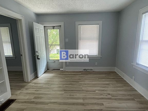 3rd image of 501 S 34th St