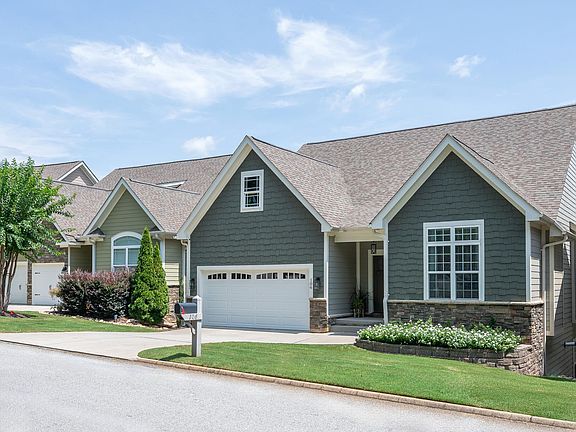 2nd image of 106 Pebble Creek Dr