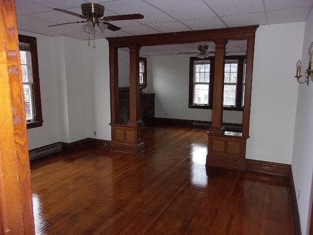 2nd image of 27 Mauch Chunk St
