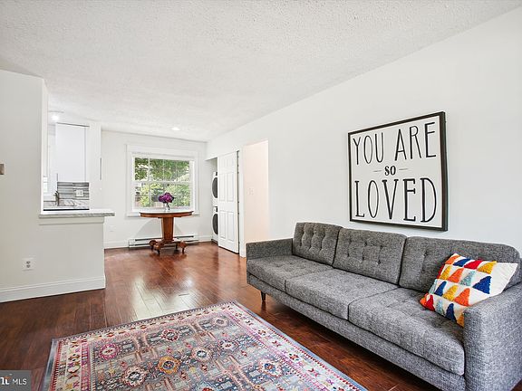 4th image of 1734 W Abingdon Dr APT 103