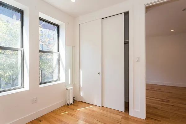 Rented by MNS | media 28