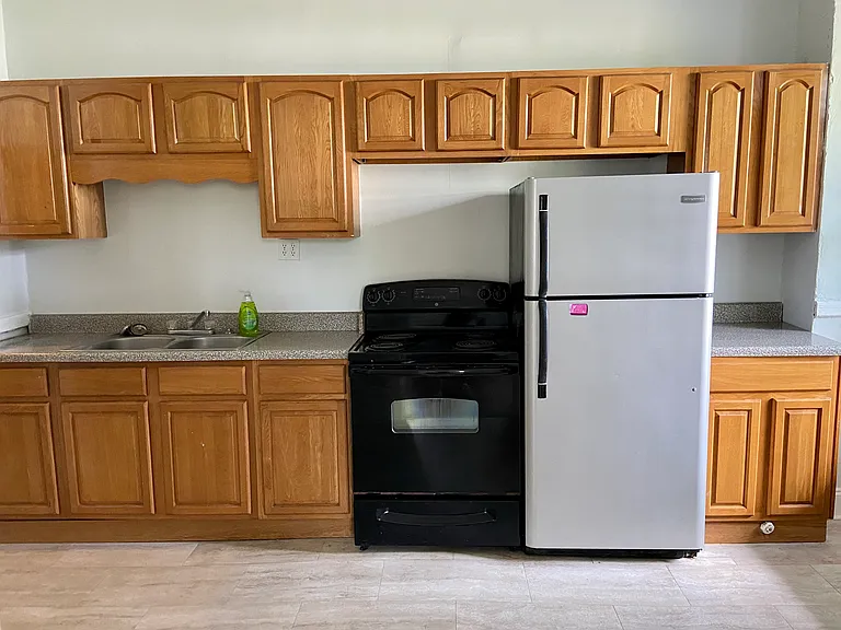 534 E Bolton St #1 — Photo 4