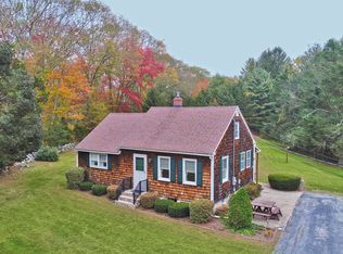 128 Pumpkin Hill Rd, Groton, CT 06355