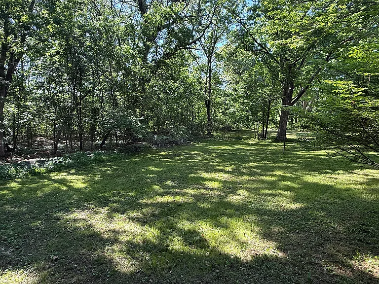 24 Circle Rd — Photo 22