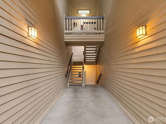 4th image of 6717 110th Ave NE #A3