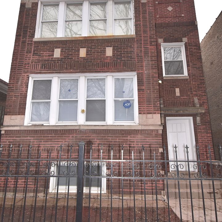 1st image of 6213 S Albany Ave