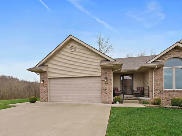 238 Condominium Dr, Grayson, KY 41143