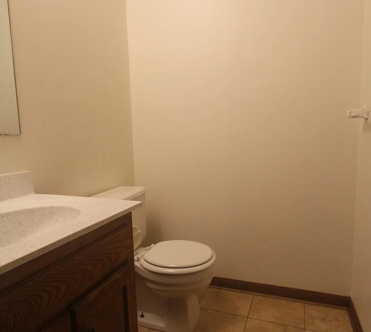 2 bed, 1.5 bath, 1150 sqft, $1,375 — Photo 4