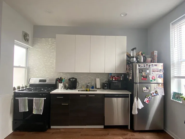 1207 W Grace St #3R — Photo 1
