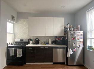 1207 W Grace St #3R, Chicago, IL 60613