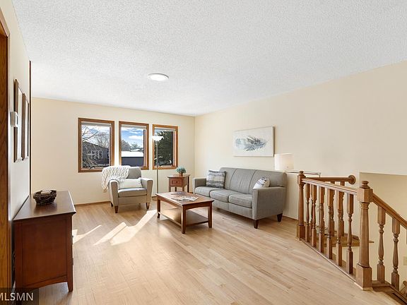 2nd image of 16200 Fantasia Ave