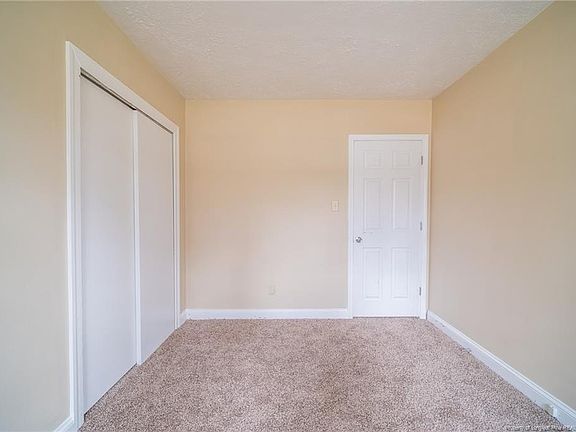 4th image of 810 Griffin St
