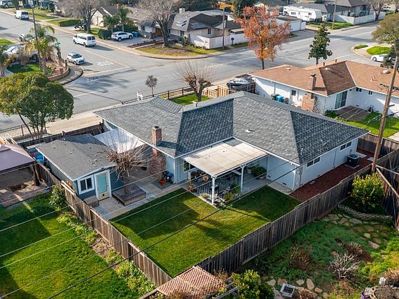 5th image of 441 Welburn Ave