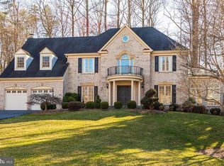 7604 S Valley Dr, Fairfax Station, VA 22039