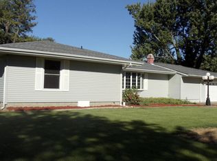 3013 S Park Ave, Carterville, IL 62948