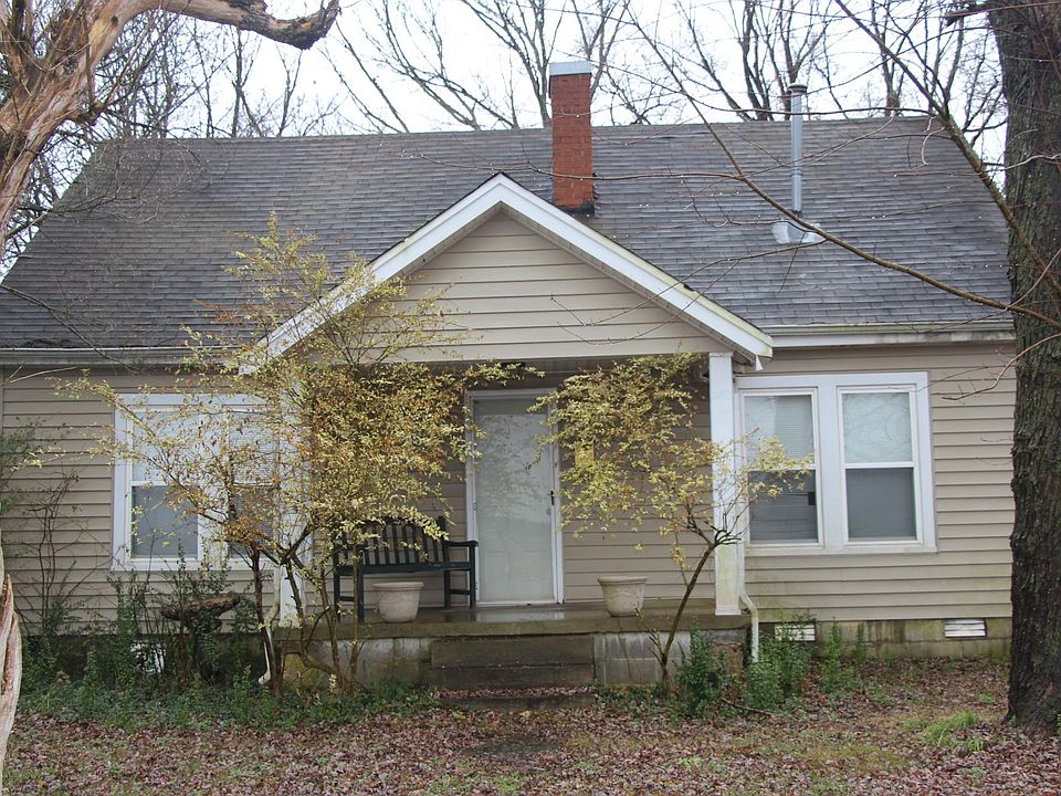 1st image of 300 Hayes Ave